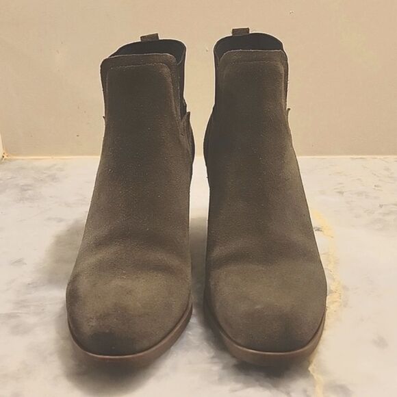 Guess Galeno Block Heel Suede Pull On Ankle Chelsea Boots Booties Khaki 6.5 - Picture 4 of 11